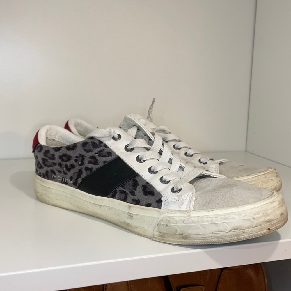 Golden goose dupes // vintage Havana shows, size 8, grey cheetah multi, guc